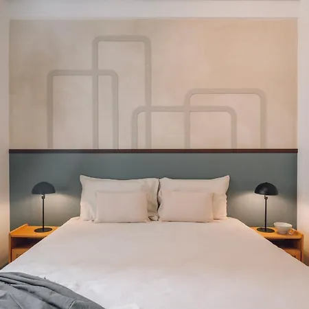 Tagus - 2 Bedrooms In Estrela * Lisbon