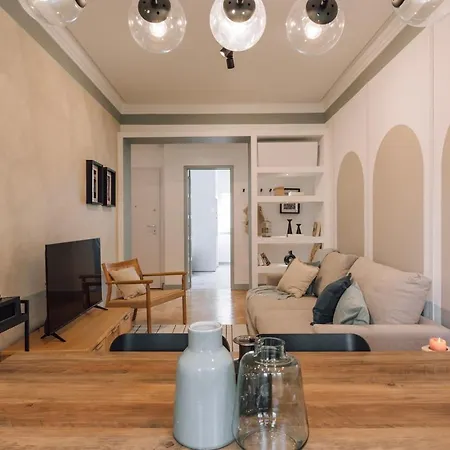 Tagus - 2 Bedrooms In Estrela * Lisbon